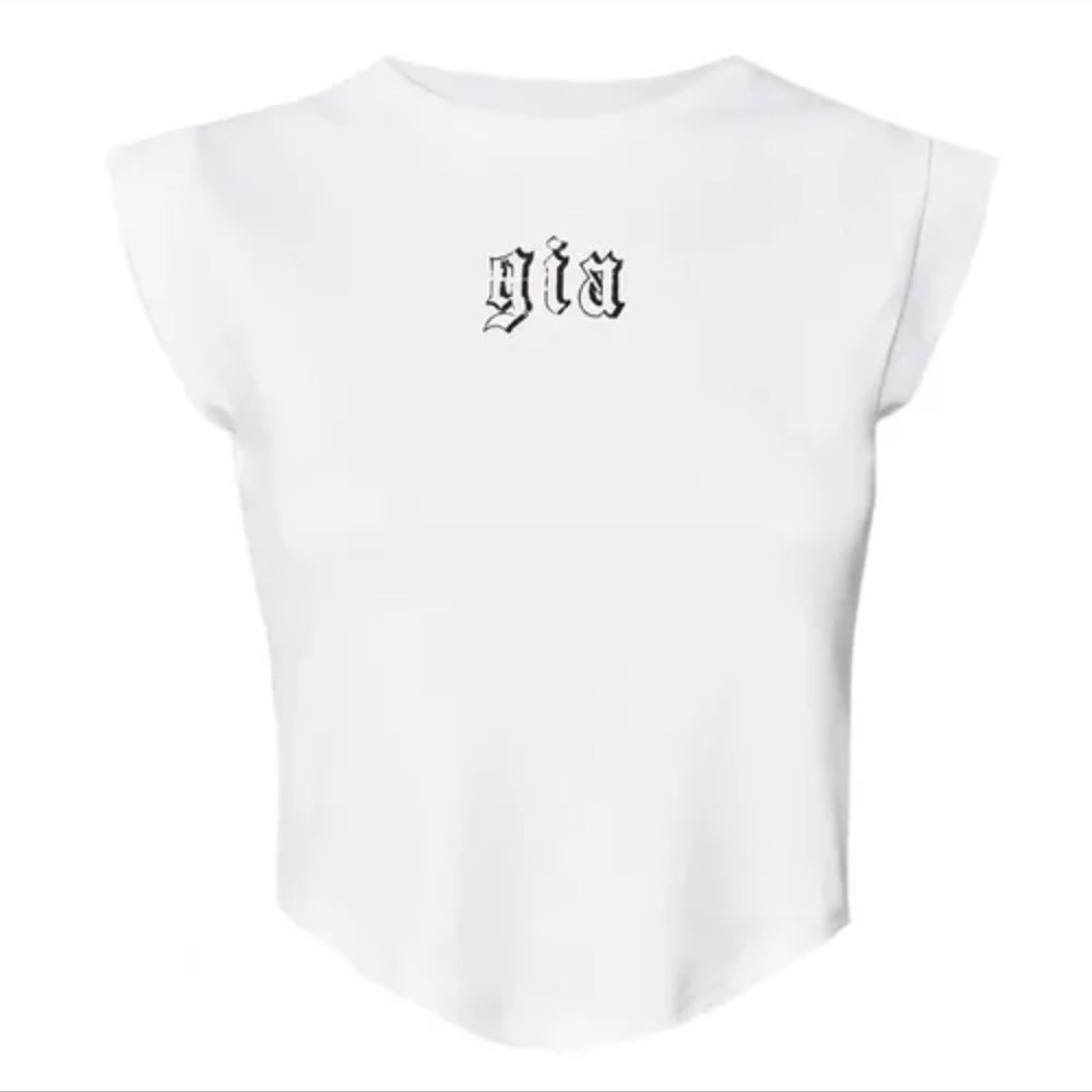 I am Gia top